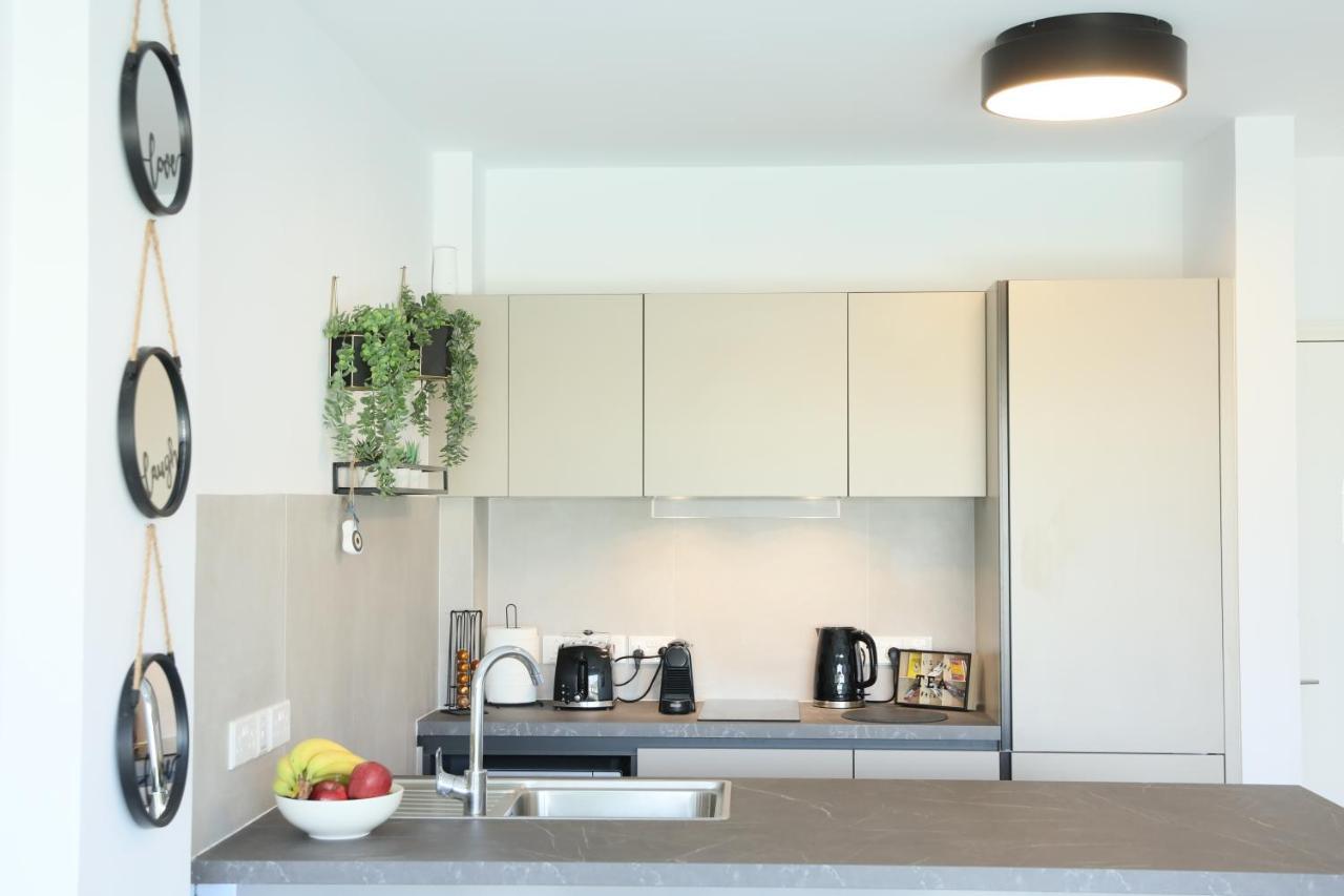 Lovely Cozy One Bedroom Suite With Pool Protaras Ngoại thất bức ảnh