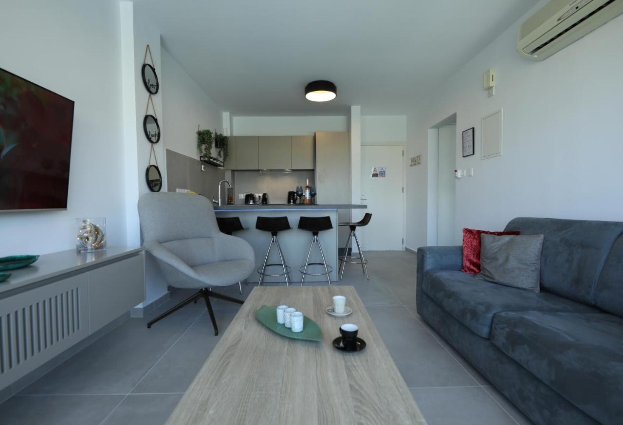 Lovely Cozy One Bedroom Suite With Pool Protaras Ngoại thất bức ảnh